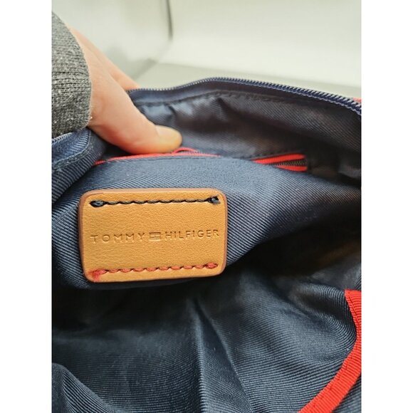Tommy Hilfiger Red White & Blue Geo Print Crossbody Purse Gold Accent Hardware - Picture 7 of 7